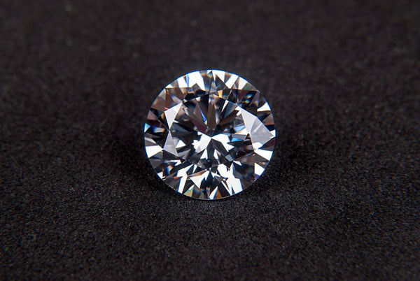 Buying A Diamond: Seeing Is Everything