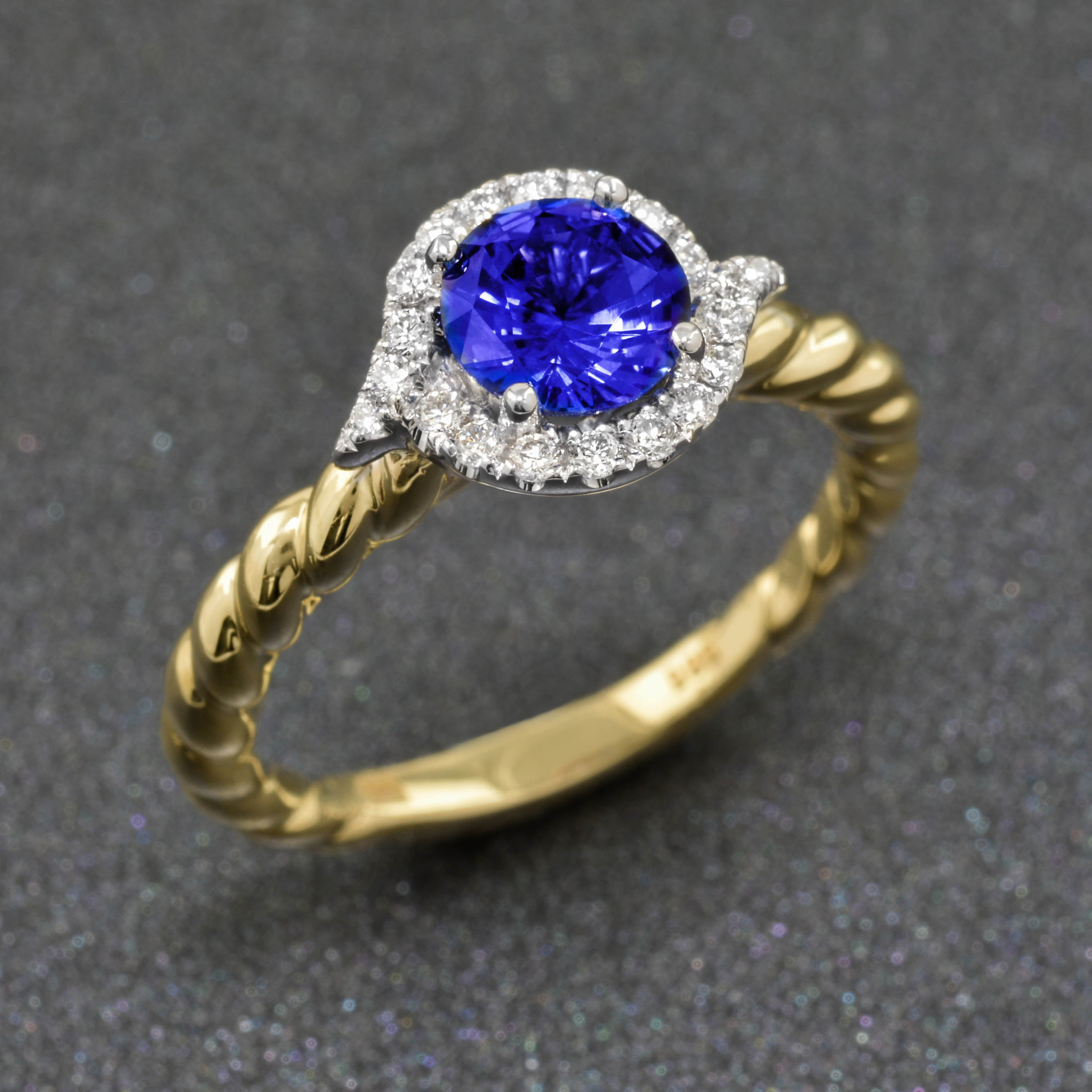 Everybody Loves A Sapphire Ring!