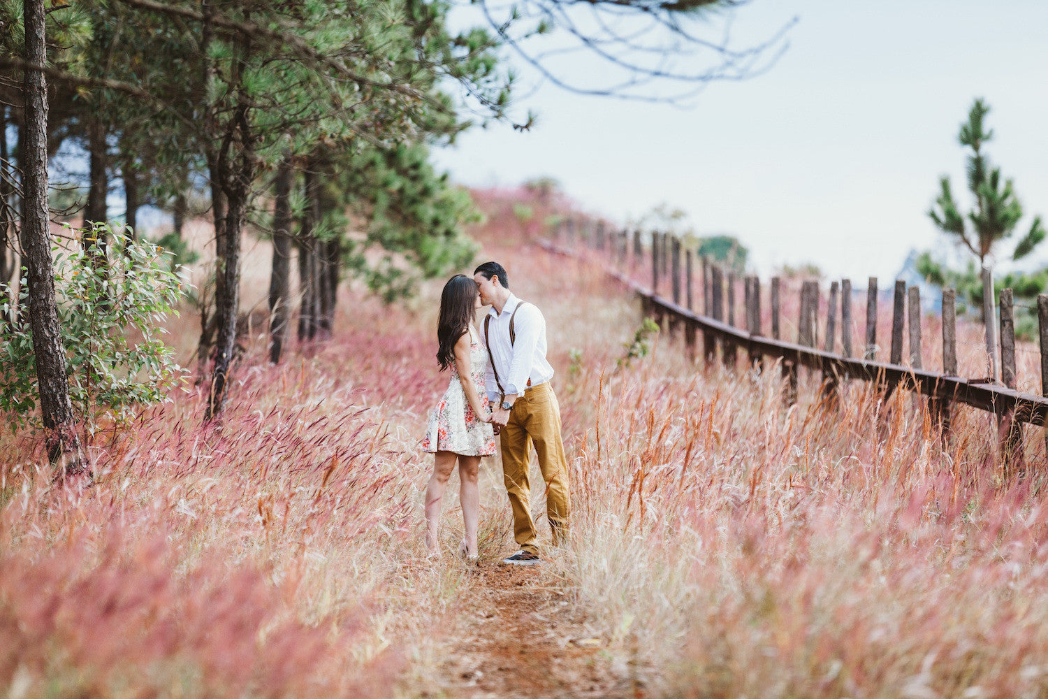 How to Find Out Her Engagement Ring Size - and Other Proposing Tips