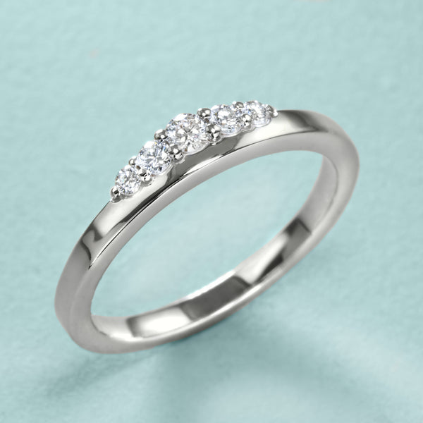 Contemporary Offset Band With Diamonds