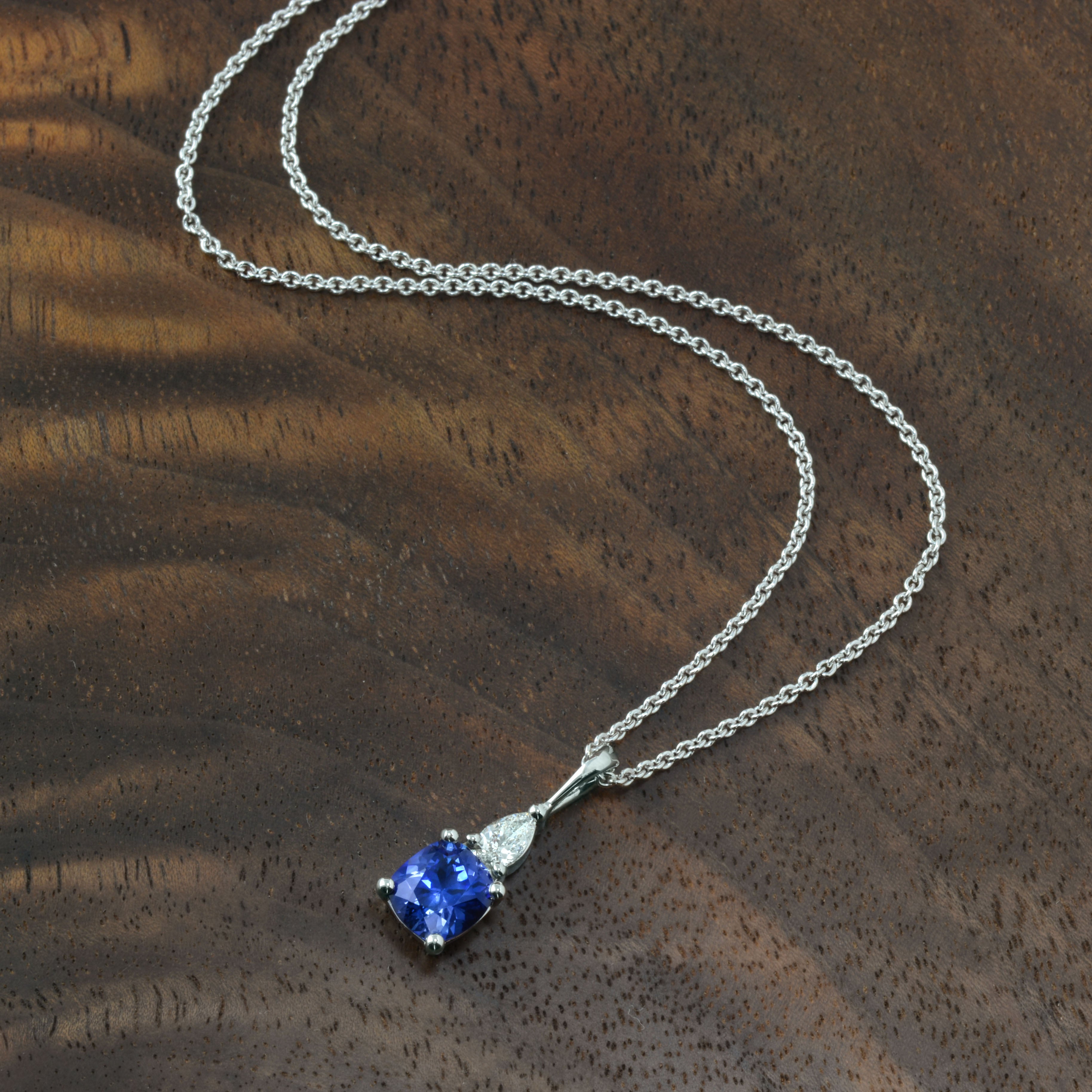 Solitaire Sapphire Necklace – deBebians