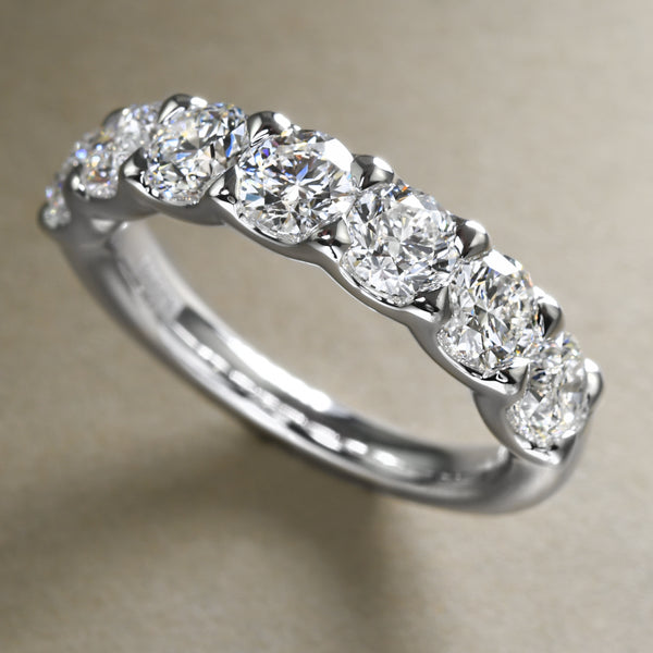 Whopping Diamond Band