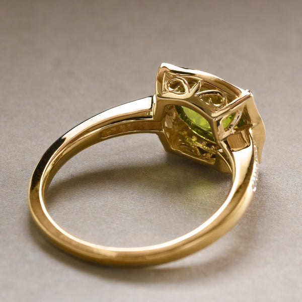 Extra-Sparkly Peridot Ring