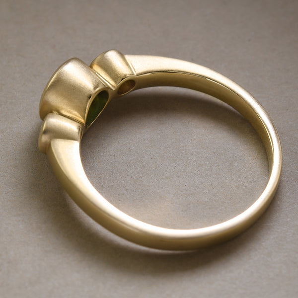 Tsavorite Garnet and Diamond Ring