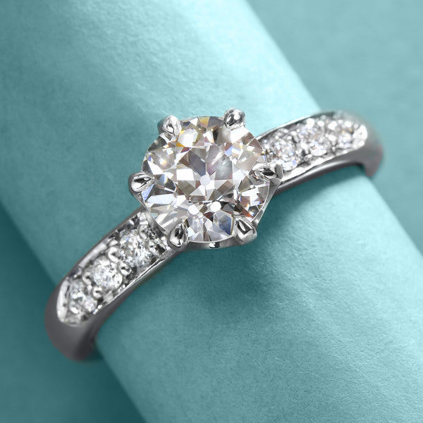 Splendid "Old European Cut" Diamond Ring