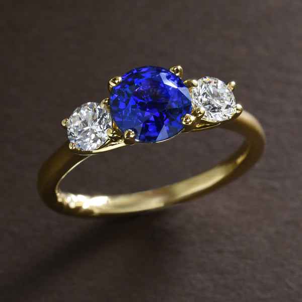 Lavish Sapphire Ring