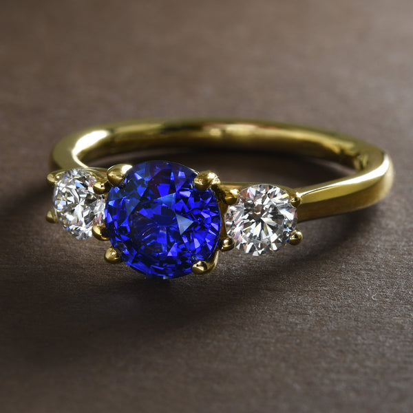 Lavish Sapphire Ring