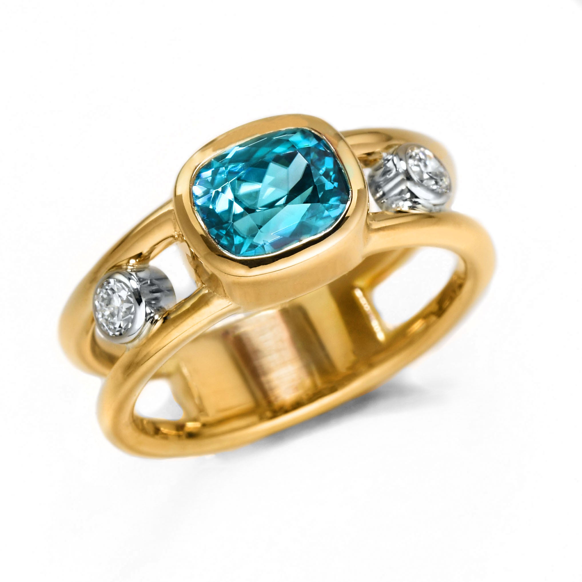 Yellow zircon ring . – ROGER BENATAR