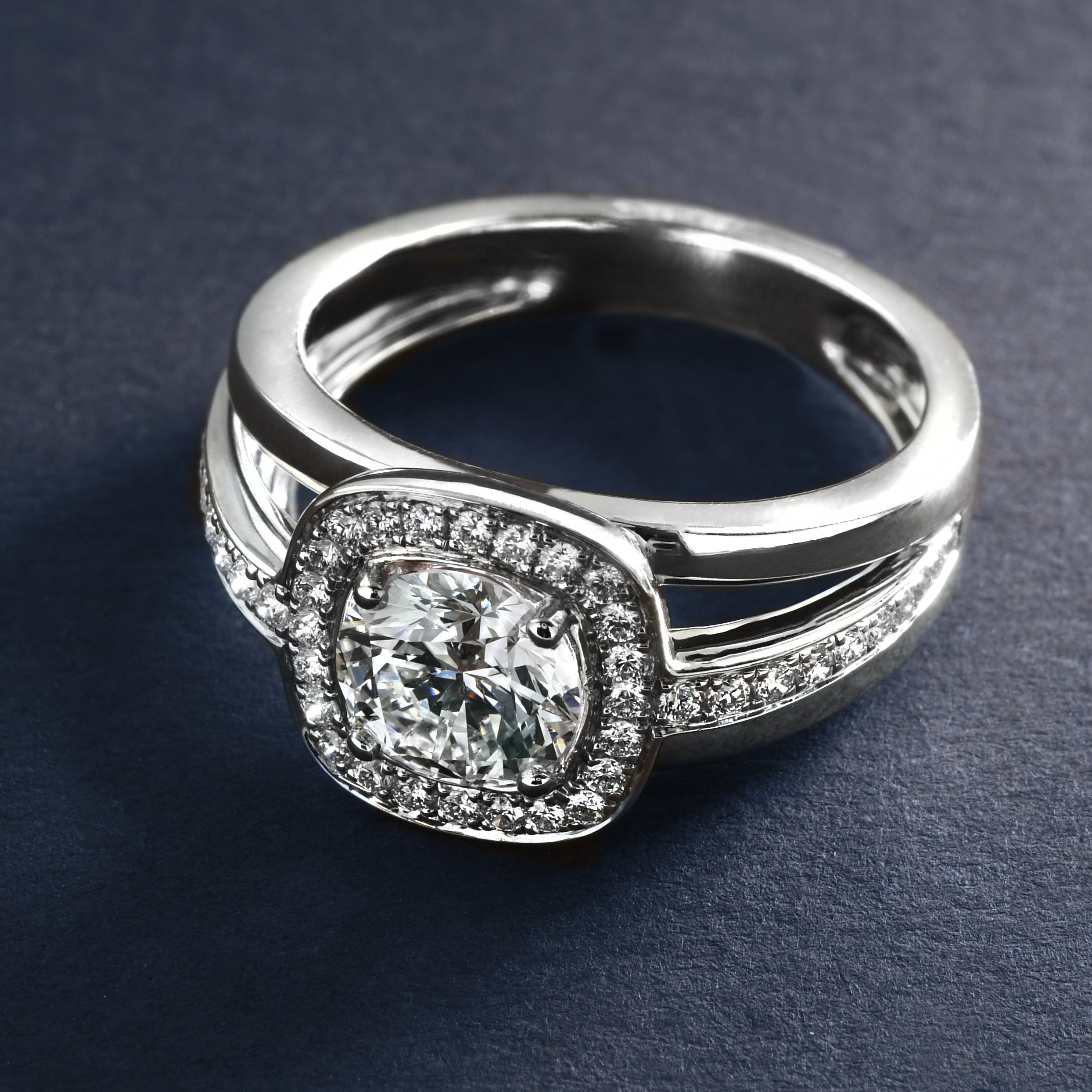 Irish Triquetra Wedding Ring, Platinum Modern Bridal Ring